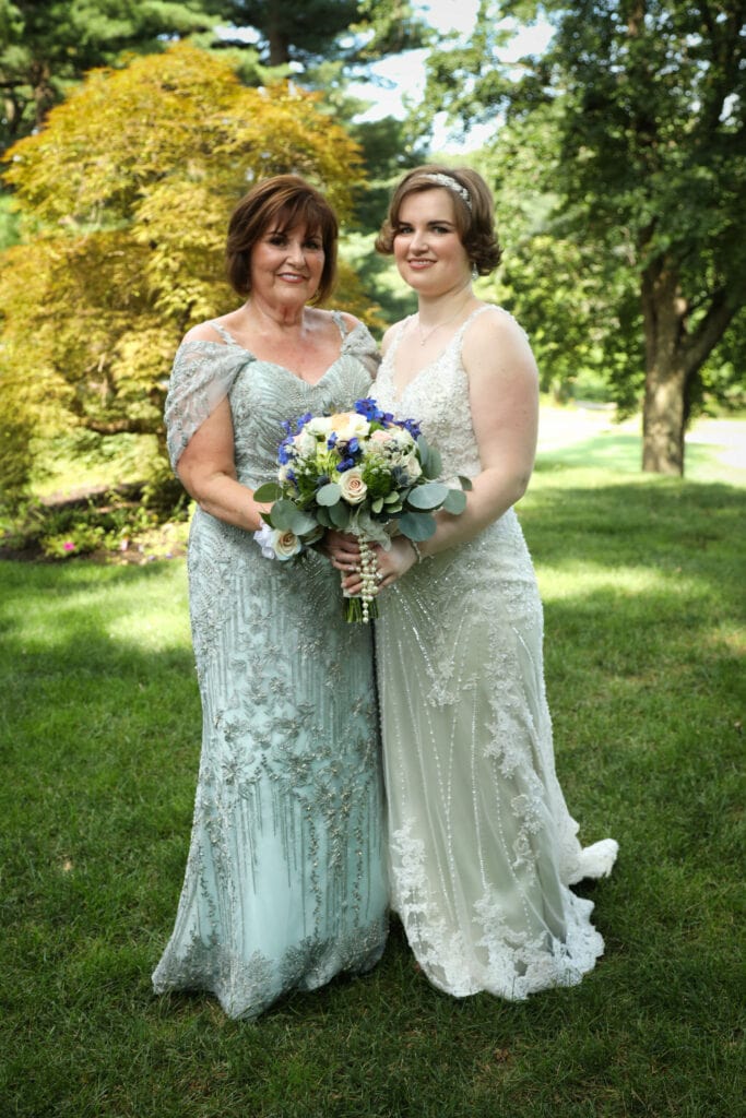 Choosing an Elegant Plus Size Mother of the Bride Dress – Updated